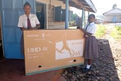 presentation-of-63-inch-tv-to-students-2